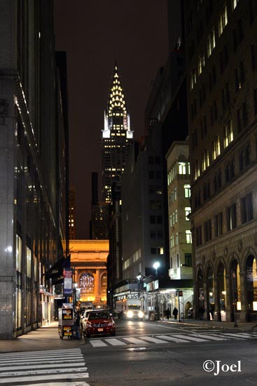 Chrysler Building nocturno